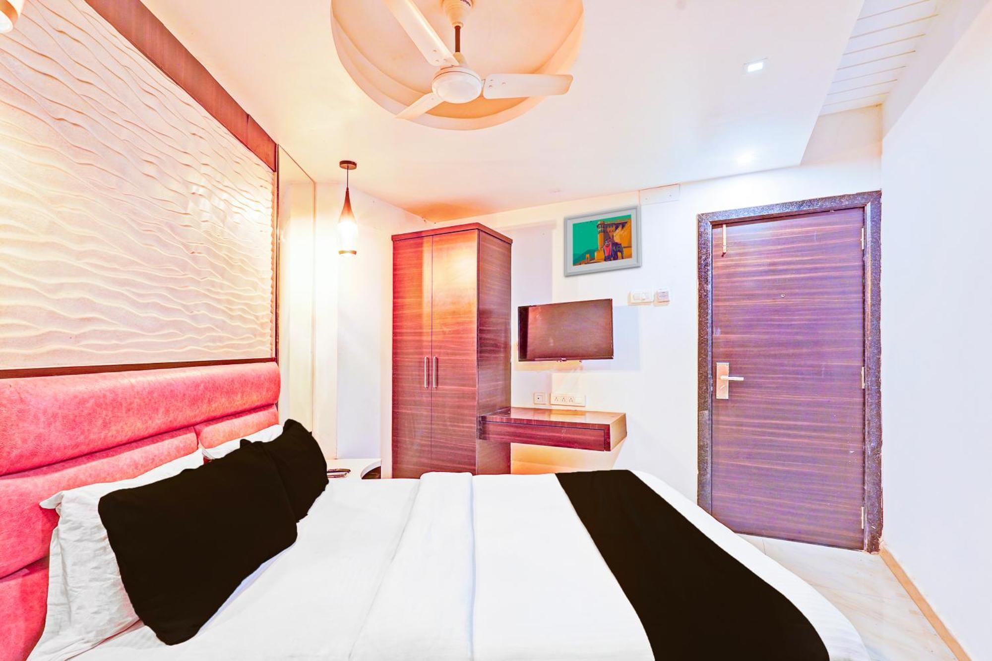 Hotel O Admire Suit Chennai Exterior photo