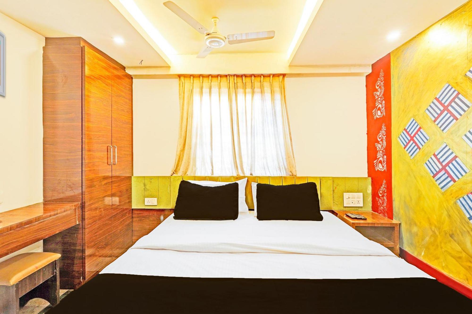 Hotel O Admire Suit Chennai Exterior photo