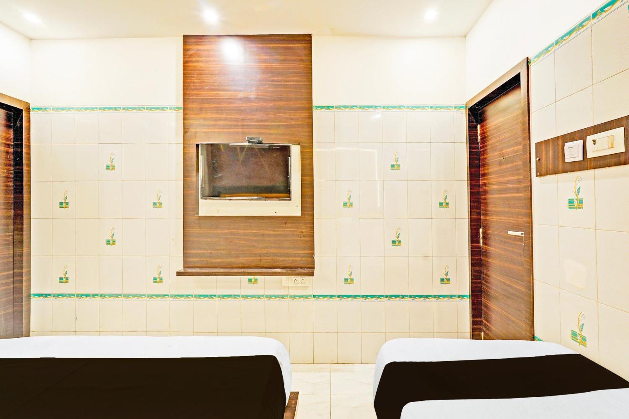 Hotel O Admire Suit Chennai Exterior photo